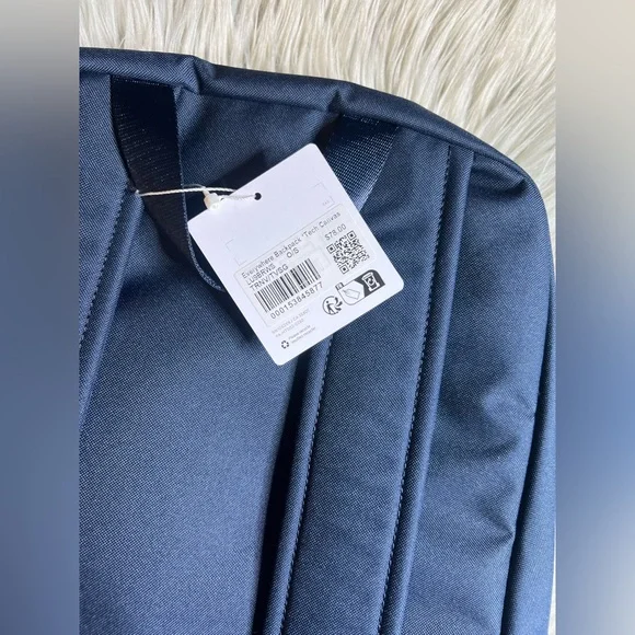 NWT Everywhere Backpack - Picture 4 of 5